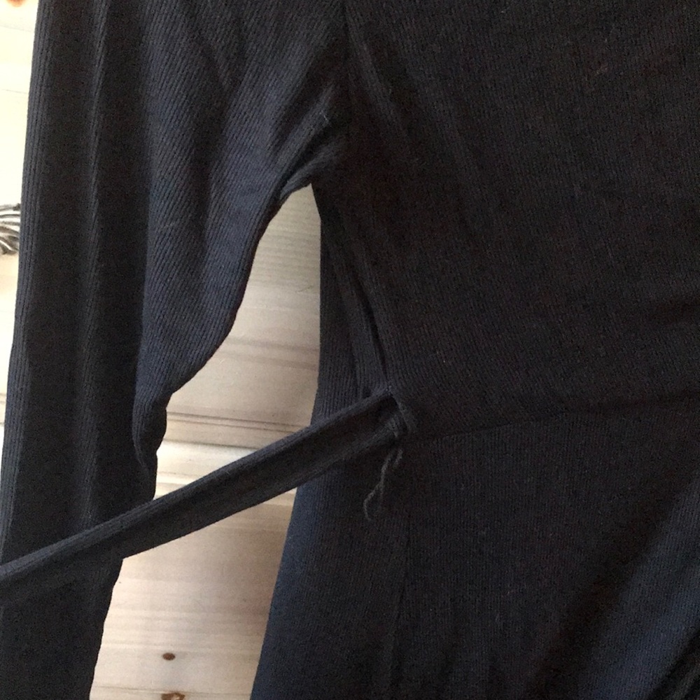 Good American | The Daynight Long Sleeve Wrap Dress in Black Size 2 - Picture 6 of 9